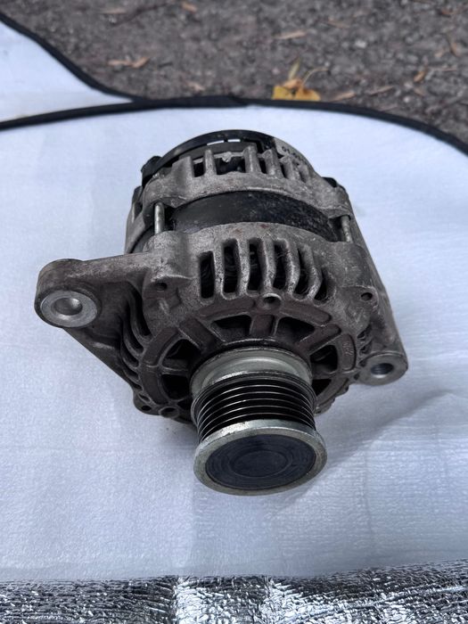 Алтернатор (Динамо ) за опел инсигния