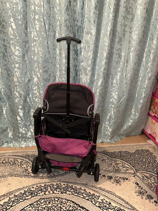 Продается новая коляска