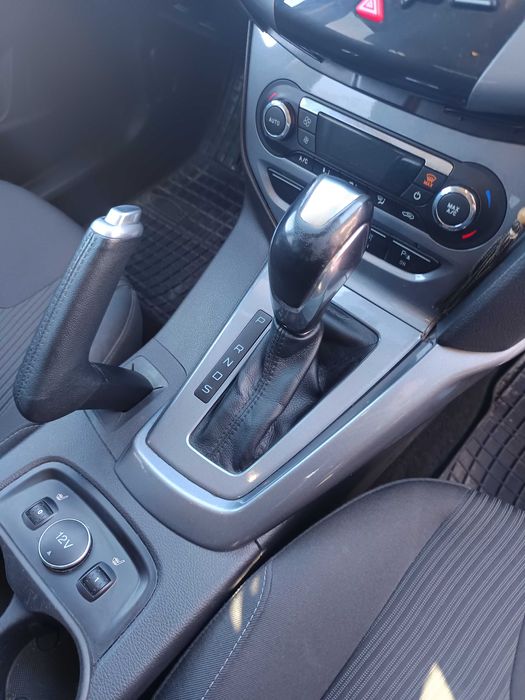 Vânzări auto Ford focus mk3