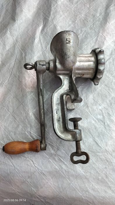 Месаробка сотилади СССР