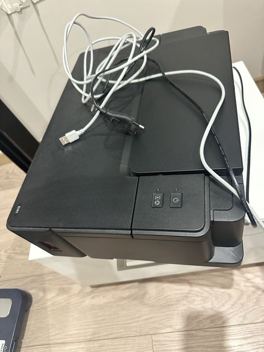 Цветен принтер Canon