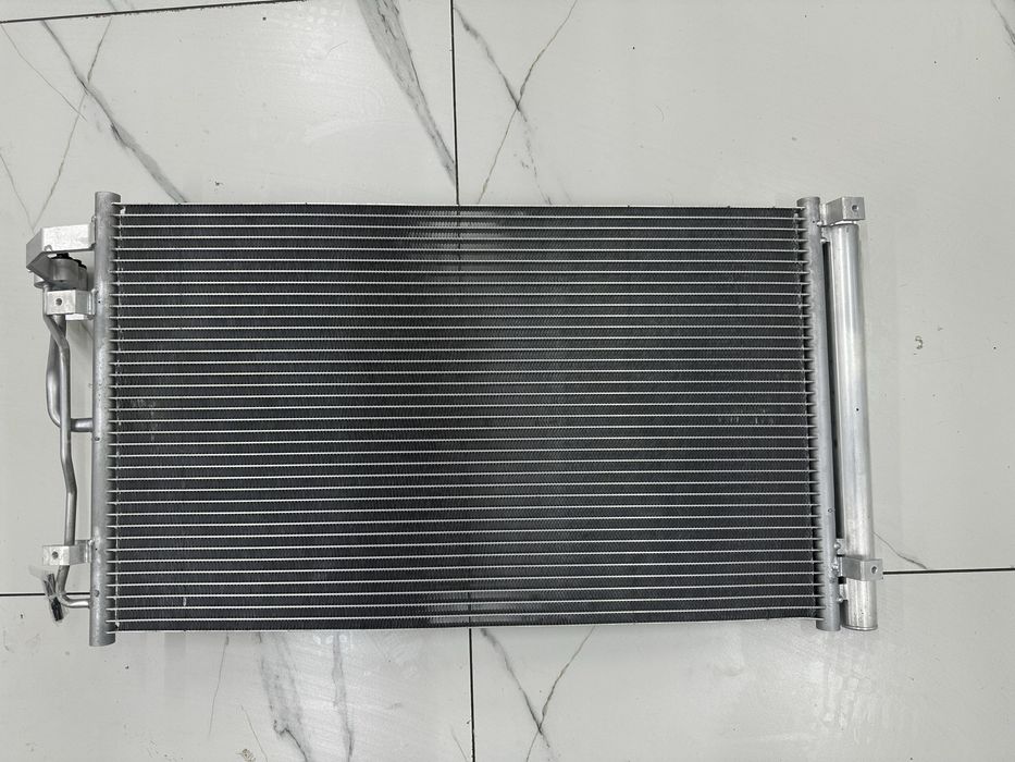 Kia Seltos конденсатор