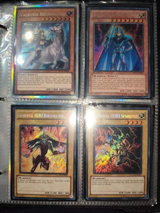 Предлагам yu gi oh карти