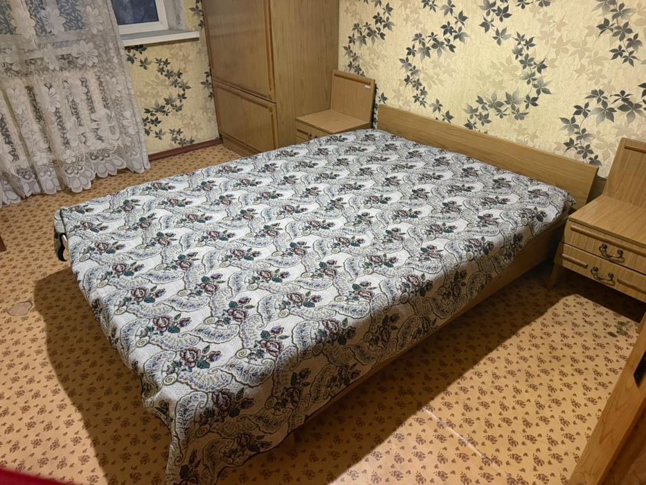 Спальный гарнитур