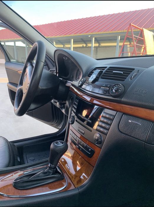 Mercedes E-class w211