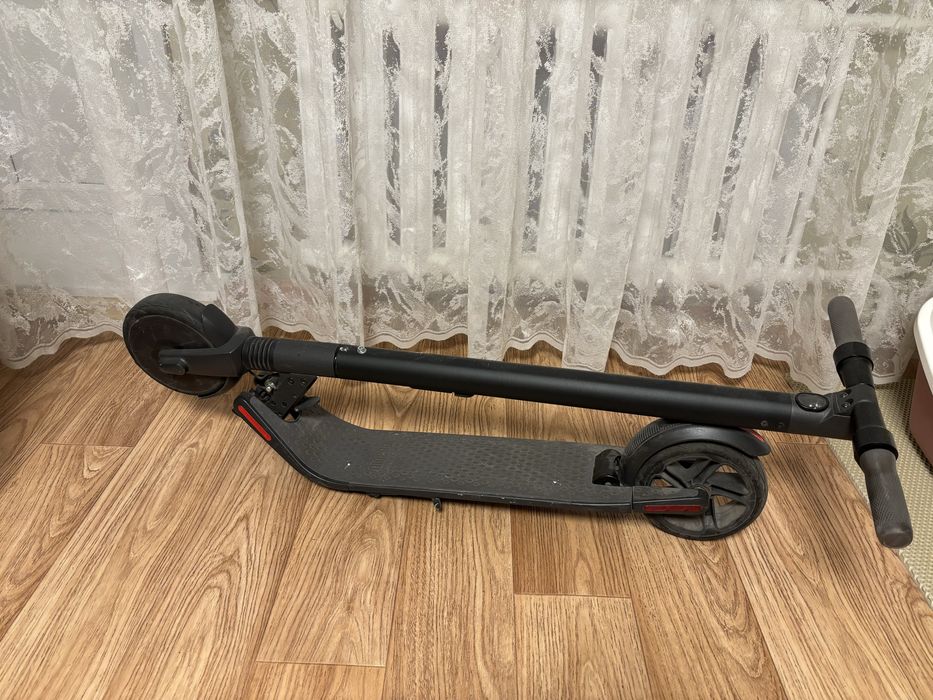 Продам электросамокат