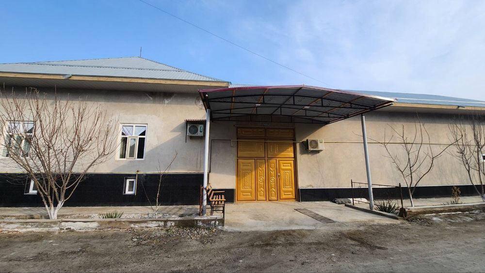 Ховли сотилади Эски шахар Мохинур туйхонани орка кучасидантуйхонани ор