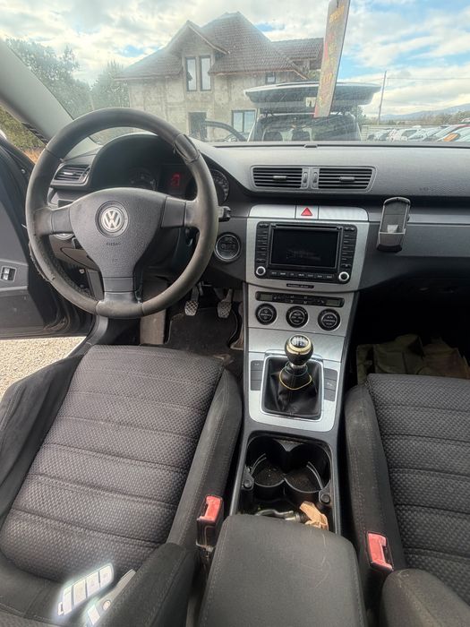 Dezmembrez Passat b6 2008  1.9 bls cutie manuala 5 trepte