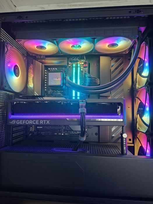 Видео карта ASUS ROG GeForce RTX 5080 16GB ASTRAL OC