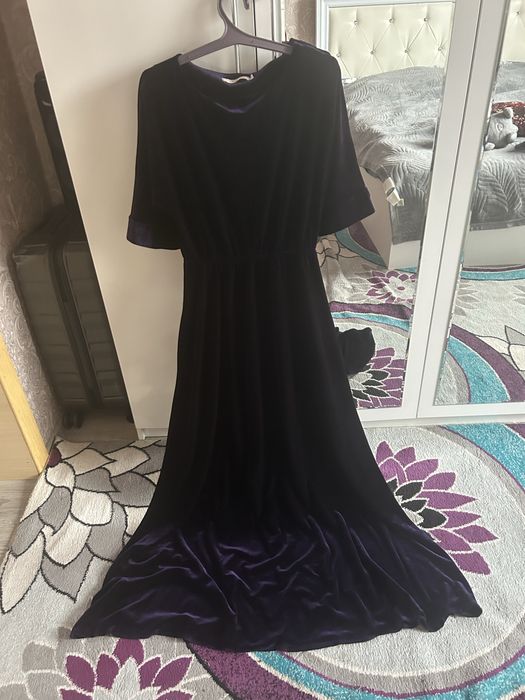 Платье бархатное ! Велюр.