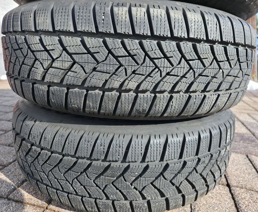 Jante Originale BMW 5x112 + Cauciucuri 205/60r17 *DOT2024 DUNLOP Iarna