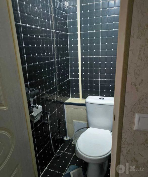 Продажа! Метро Космонавтов 1/3/3/-27кв.м