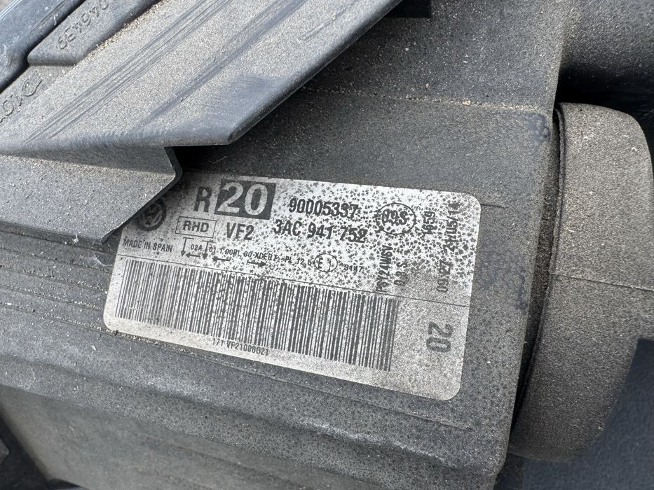 Bi-ксенонови фарове LED DRL  за VW Passat B7