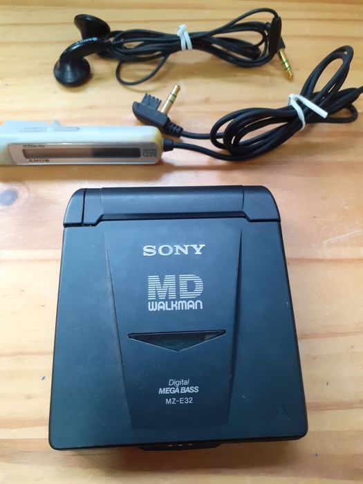 SONY  MD walkman model: MZ-E32