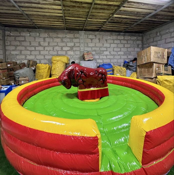 Надувной батут продам новый