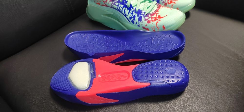 Nike Air Jordan Zion 3,номер 40