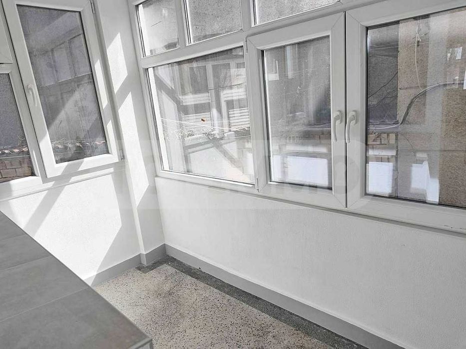 Дава се под наем Офис в Варна, Гръцка махала - 100 кв.м за 1097.01 € - Снимка #13