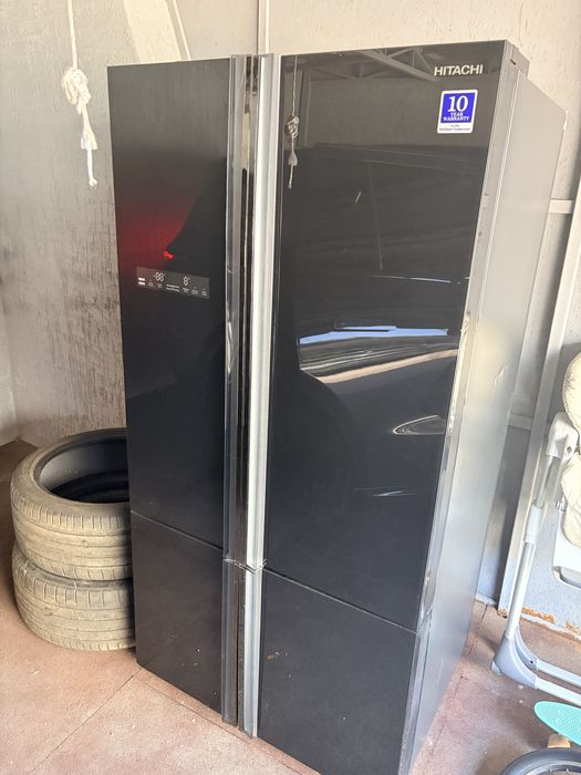 Холодильник Hitachi