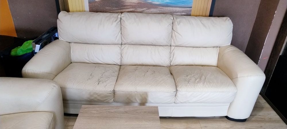 Дивани от естествена кожа.Двуместен и триместен диван