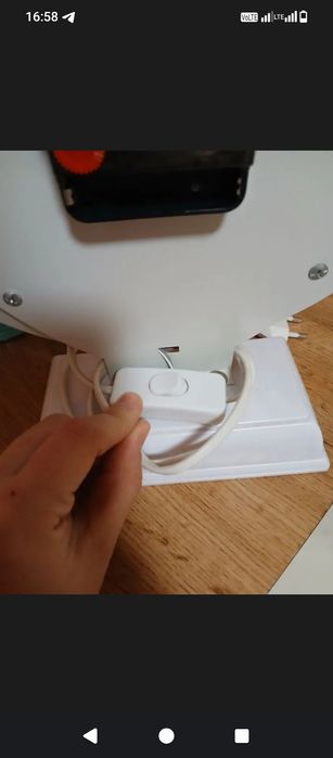 Свителник соат спалнига