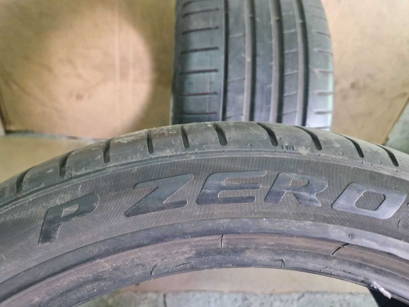 2 Pirelli R21 275/40
летни гуми Runflat 
DOT0621