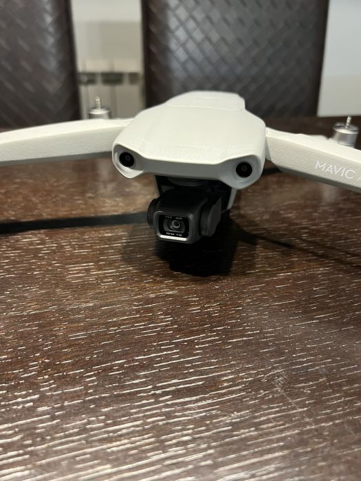 Дрон DJI Mavic Air 2 Fly More Combo