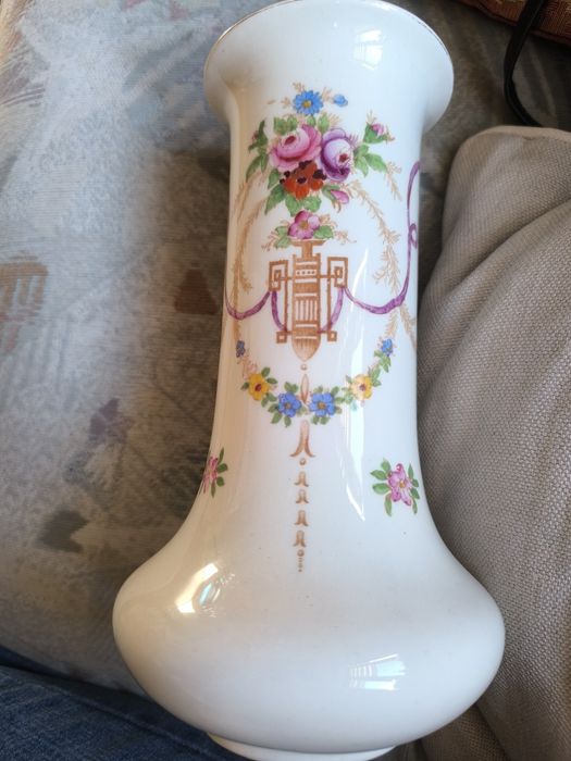 стар църков календар 1940 година илюст пол стар англ ваза crown  ducal