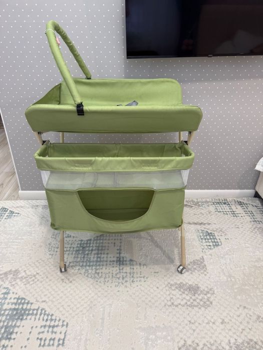 Продам пеленальный столик!