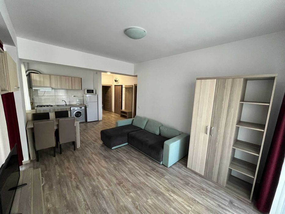Inchiriez apartament Summerland - 3 camere Mamaia, langa Crazy