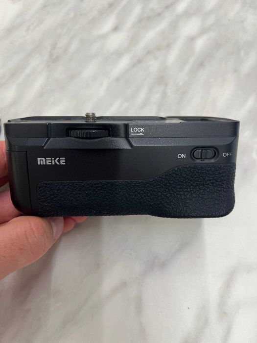 Sony A6300 + обективи и пълно оборудване