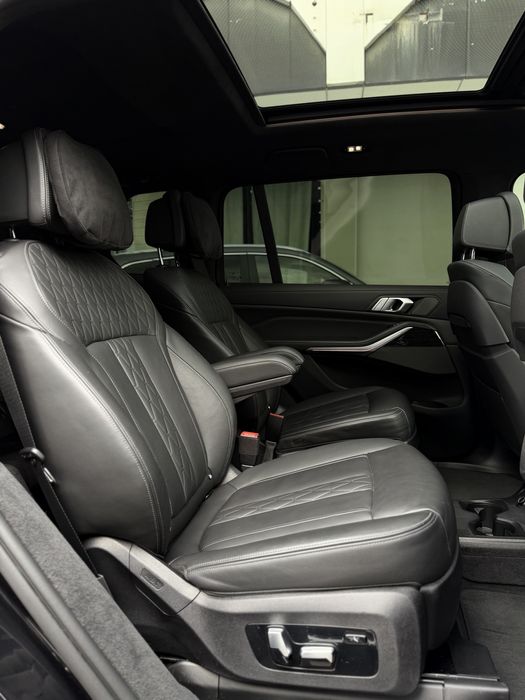 BMW X7 xDrive 40i