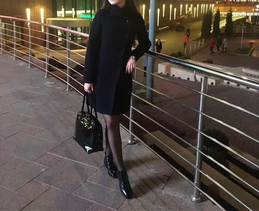 Продам демисезонное пальто