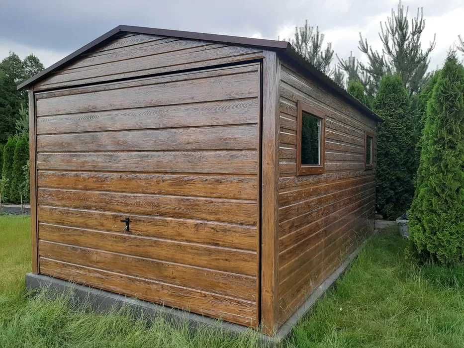 Garaj 3 m × 5 m din tablă tip lemn • Fabricat în Polonia