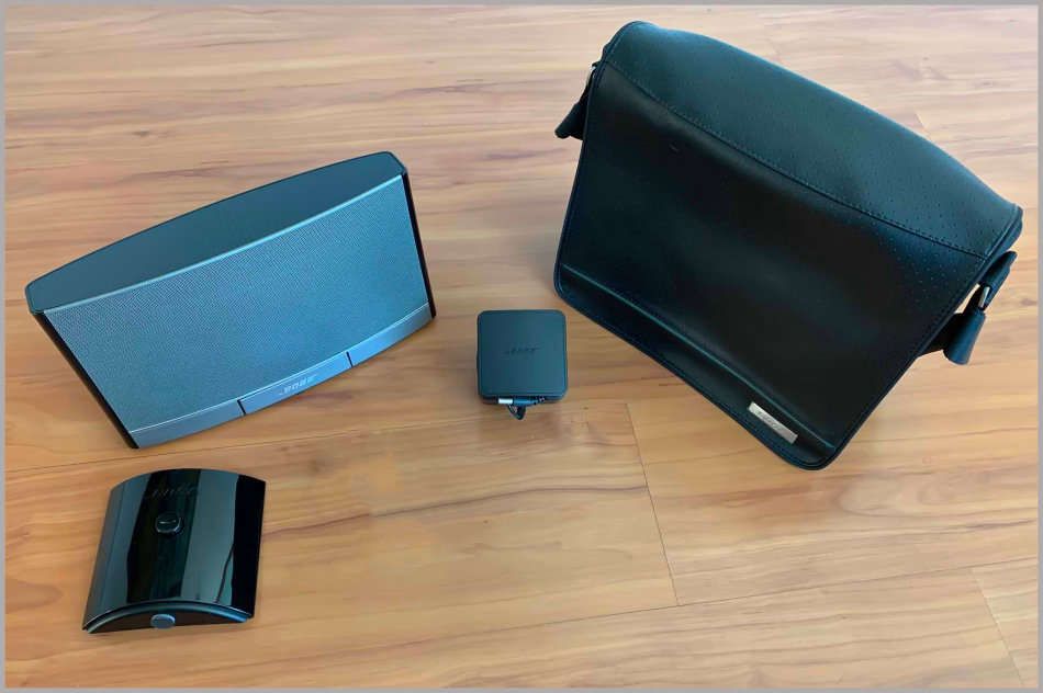 Bose SoundDock протаиивная колонка