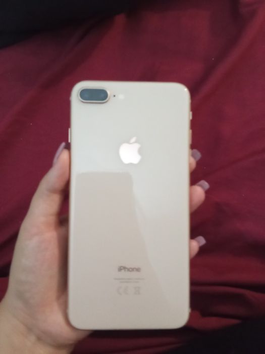 Продам iPhone 8plus