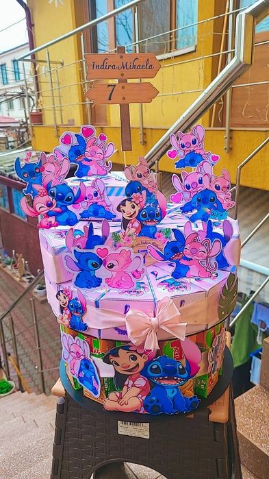 Realizez tort din dulciuri ambalate