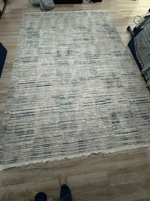 Продается ковер сост отличное