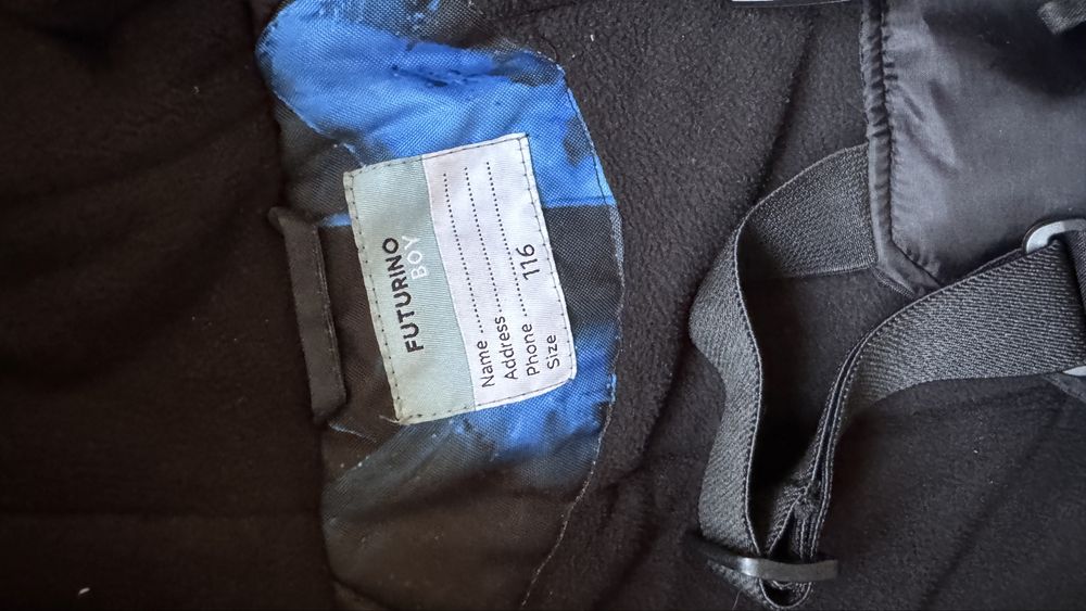 Продам куртку комплект со штанами и сапоги
