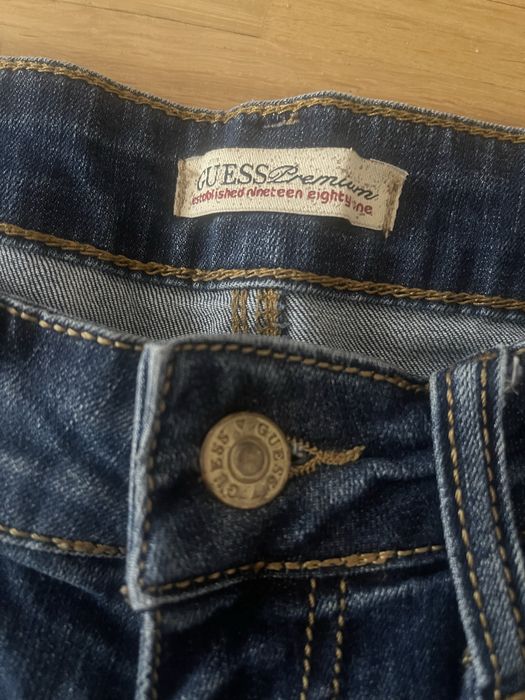 Blugi scurti dama Guess