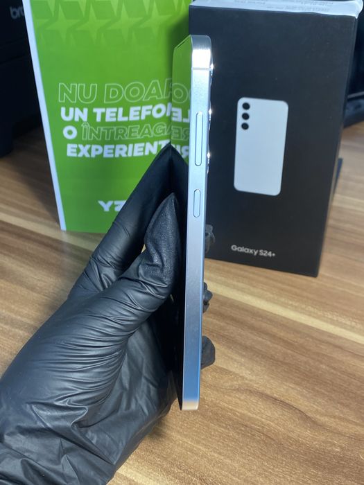 Samsung Galaxy s24 plus • 256 GB • Marble Gray