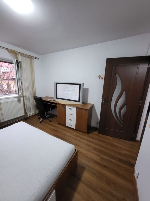 Apartament 2 camere bloc 823