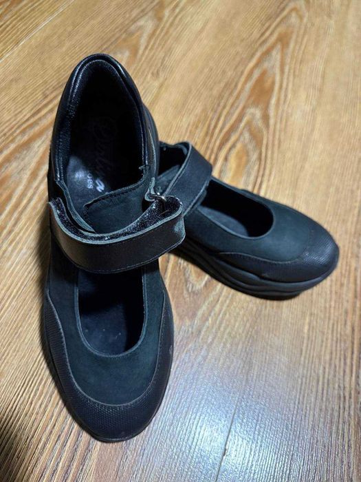 Туфли Perlina кожаные