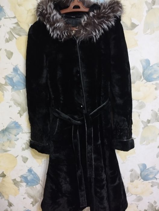 Продам шубу мутоновую