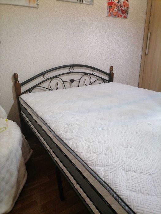 Продам матрас б/у