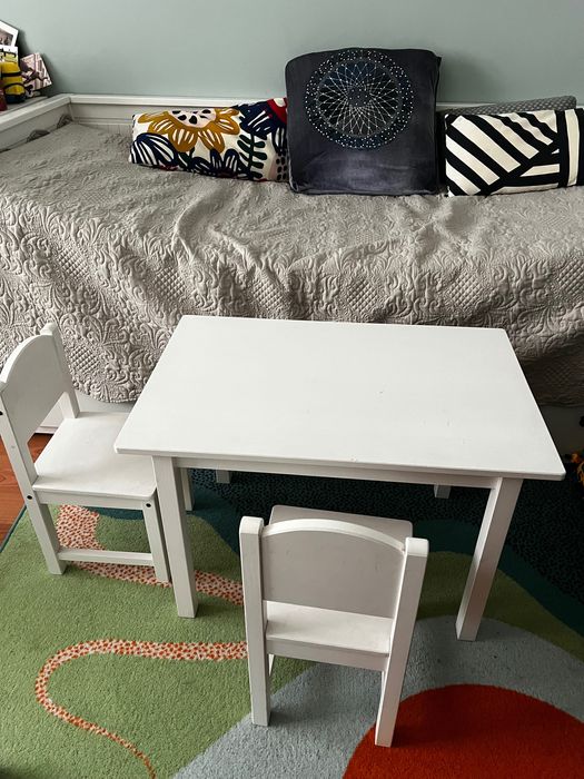 Детска масичка с два стола ИКЕА
