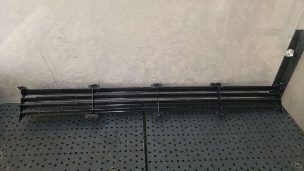 Grila bara ford fiesta 4 1001846