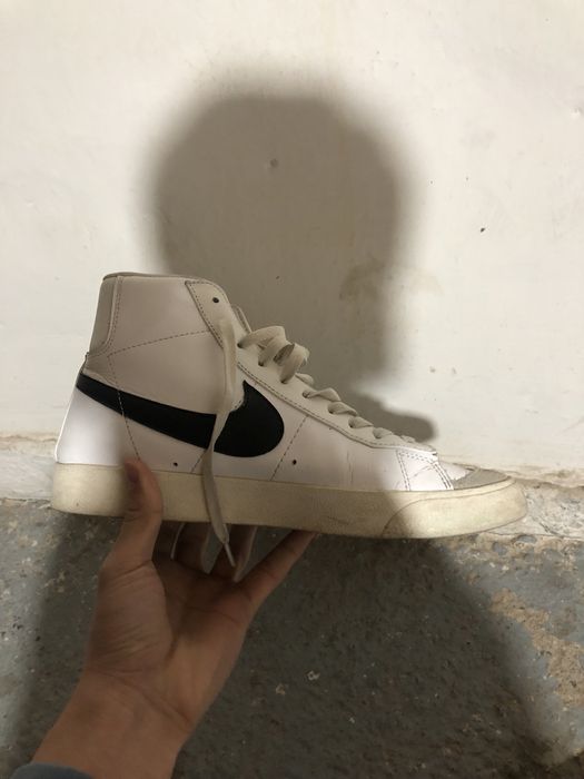 Найк Блейзыр белый