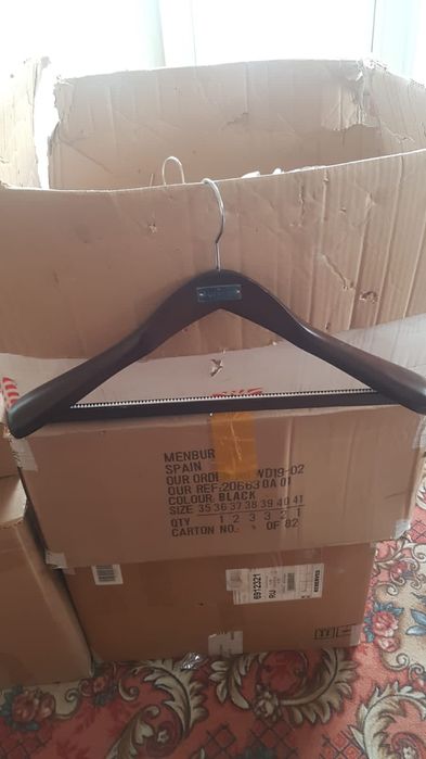 Продам вешалки