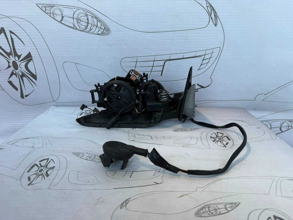Mecanism Oglindă Exterioară Partea Stângă Audi A3 8P 2011 / 2005-2013 Cod OEM 8P1858531 (5E2)