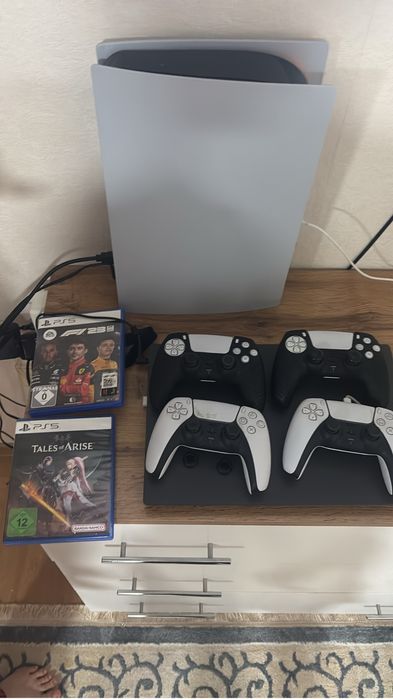 Плейстейшен 5 с коробкой